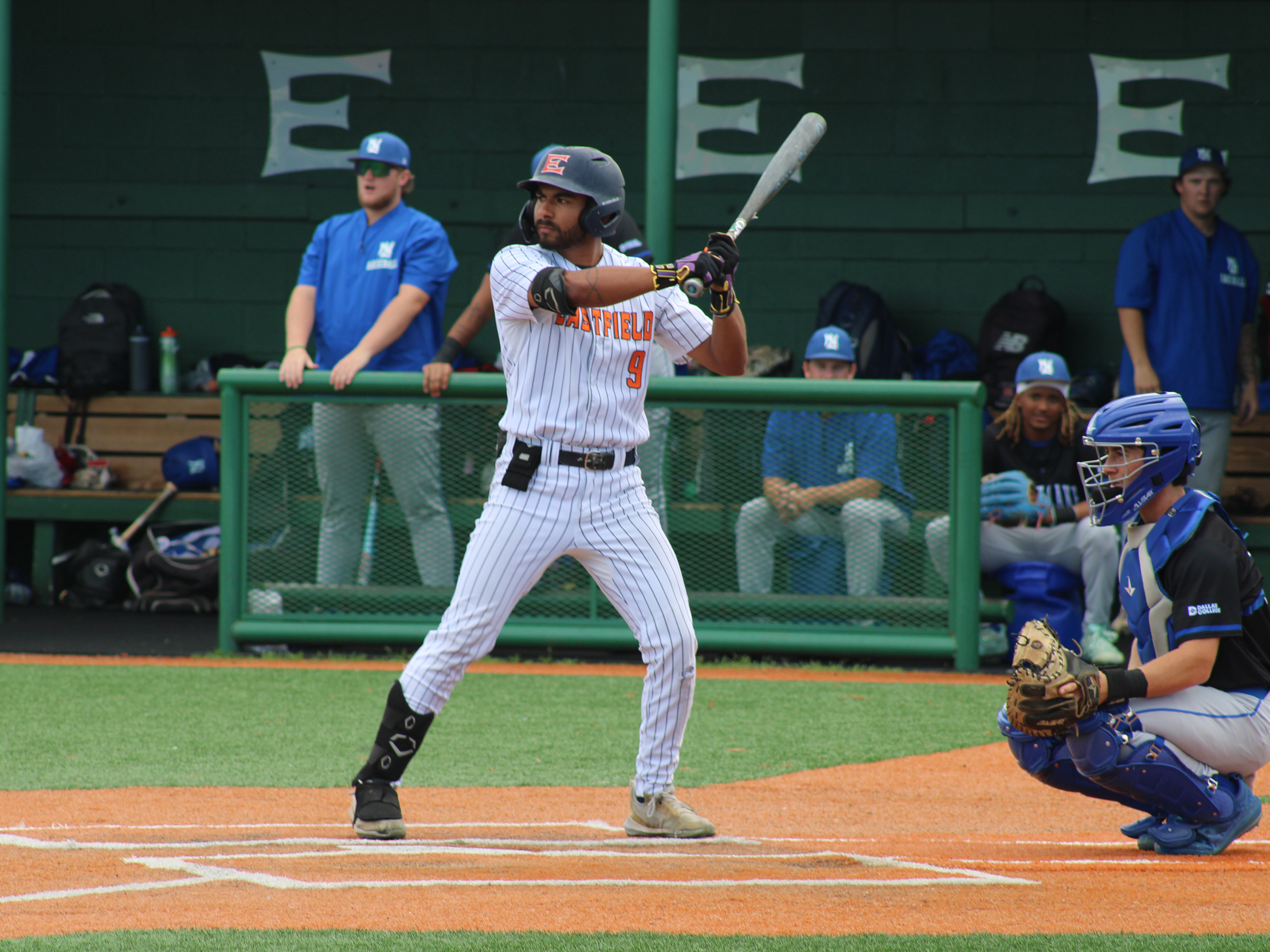 No. 1 Bees' Bats Boom to Another Series Win