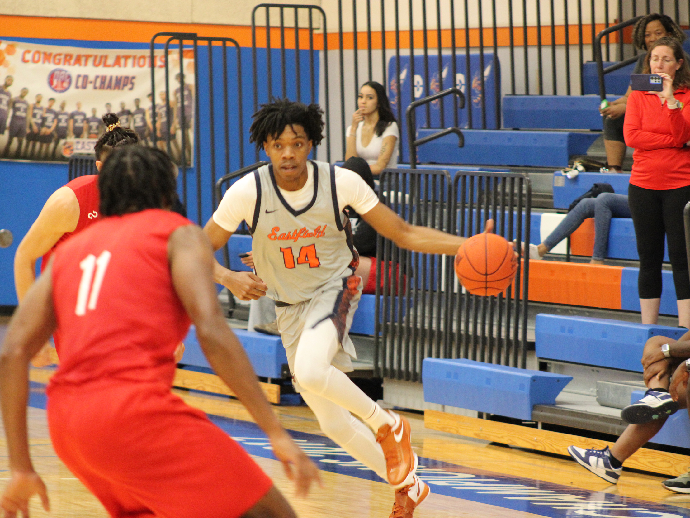 Men's Basketball Opens 2026 with Big Win