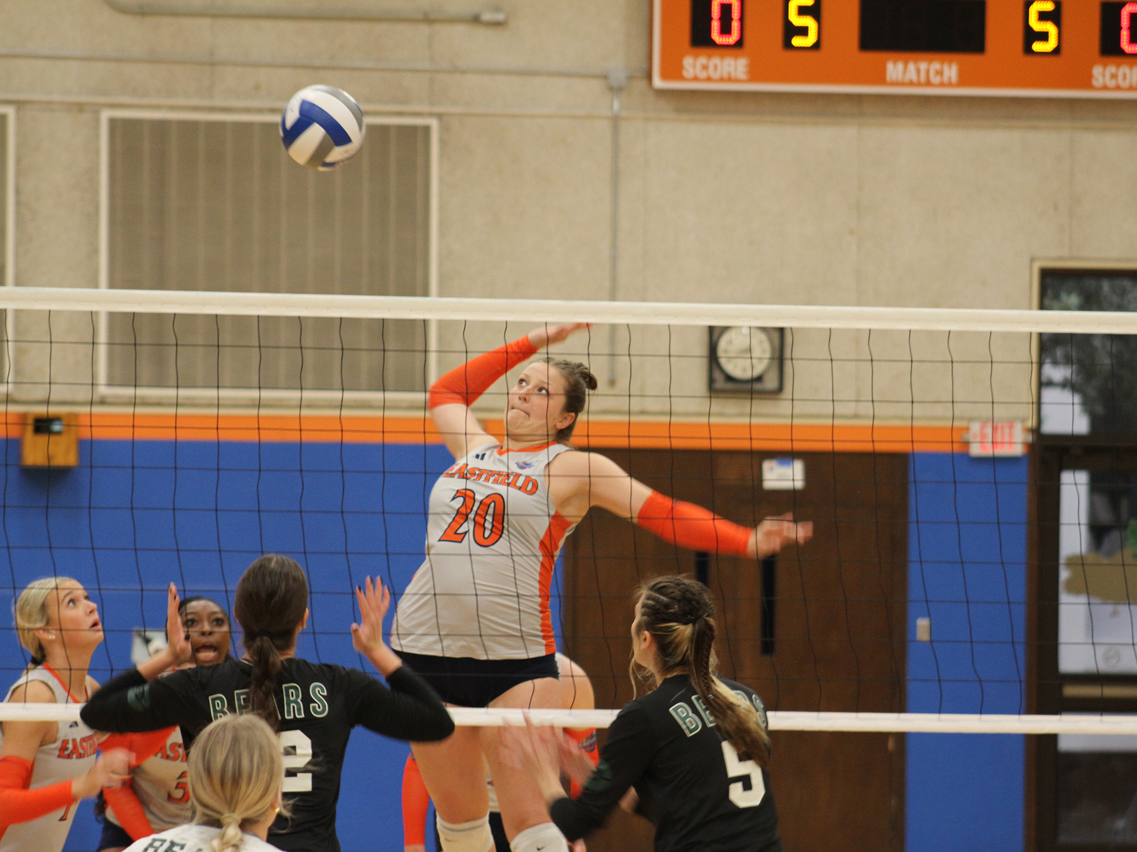 Bees Roll into South District Championship