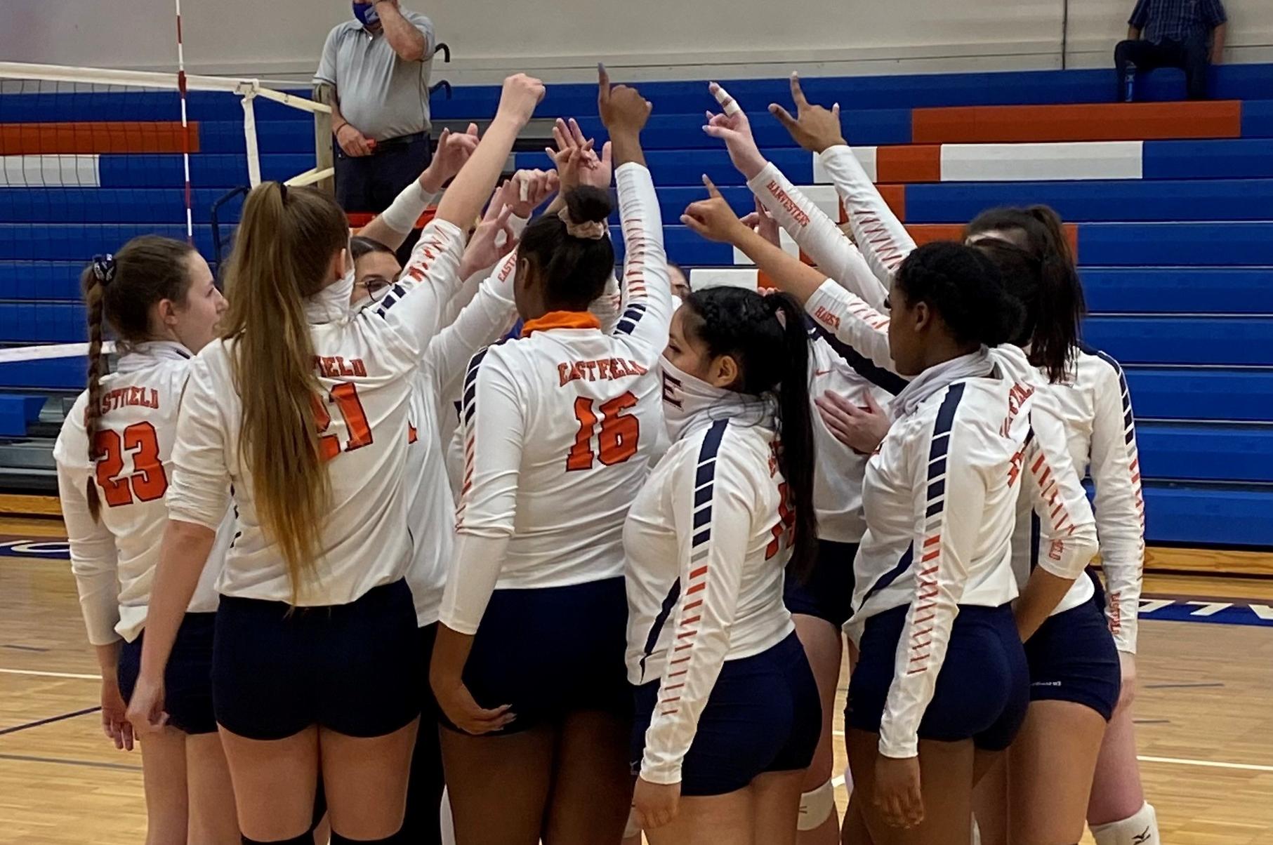 Women's Volleyball excels in the classroom